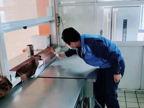食堂灭蟑螂.jpg